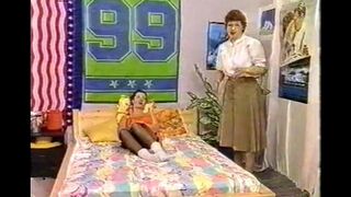 The maid was punished for stealing, and the mistress took control of the situation