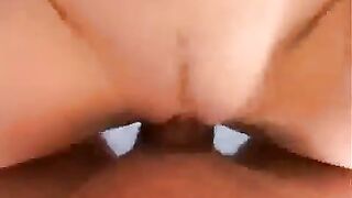 A girl has a passionate ending in her sweet pussy