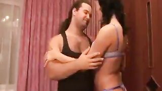 Girl in gymnastics poses has sex with an ass fucker