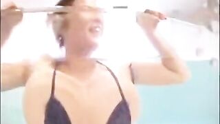 The girl tried to suck a dick, but the guy was too small