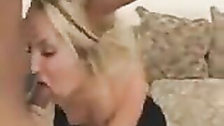 A blonde girl has an amazing ass and she uses it very skillfully
