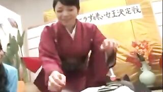 Hot Asian woman has sex in the public hot spring