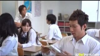 An Asian girl tries erotic sex for the first time