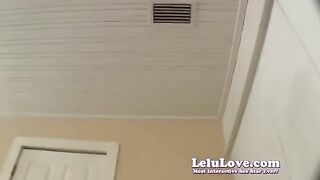 She took a huge dick in her mouth and pussy