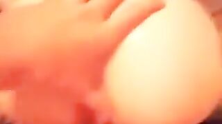 A man secretly fucks his girlfriend at home, a real treason