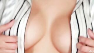 Beautiful and natural big breasts, I love to play with them - Eporn