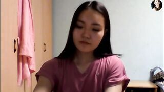 The girl from Kazakhstan has sex while talking on Skype