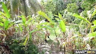 The main advantage of the savages is their incredible power. Watch and enjoy!