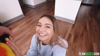 The sexy girl wants to fuck deeply with you