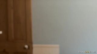 A hot girl has sex in the shower and she loves it very much