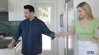 A dad fucked a hot slut from the sorority