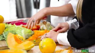 Pink and Juicy - the best anal sex on the kitchen table