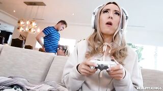 A hot nerd with glasses gets fucked by her gamer boyfriend