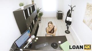 Video of an interview record with a boss in the office