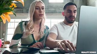 A sexy blonde is fucking on the couch, filming