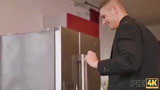 A beautiful story with Milkshot and Cumshake, featuring a blowjob and more!
