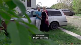 Blonde mature in a car, unexpected but hot encounter