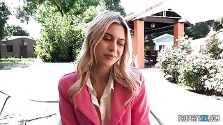 A man in dedication mode fucked his blonde girlfriend hard