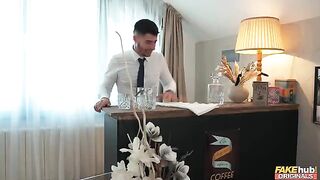 A man asked the sexy lady to taste his sperm