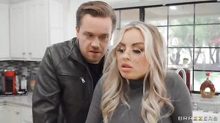Do you miss my pussy? I’m back in the kitchen!