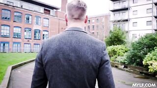 This is just the beginning of an amazing blowjob session