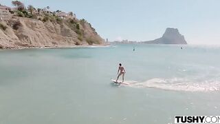 Relaxing vacation with intense anal sex and a nice finish