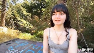 Do you like what I do with my mouth? A sexy 18-year-old pick-up
