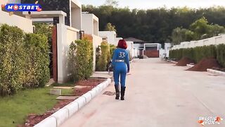 Costumed sex with a girl in a mask is very exciting