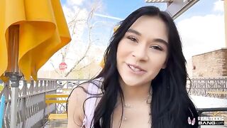You think girls on the first date do not suck?