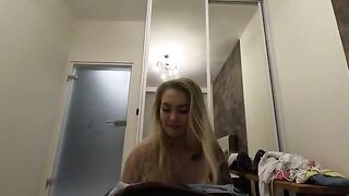 The girl is fucking with her friend at her home