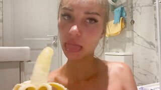 Monika Fox got her asshole stuffed with a banana in a kinky move