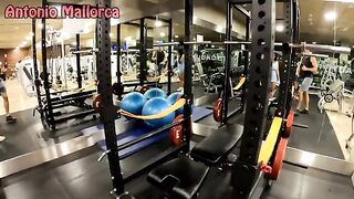 You can't ruin this ass with sports - a fit girl gets fucked in the gym
