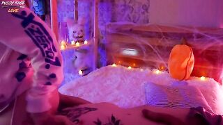 Eva Elfie got creampied after a romantic date with a hot guy