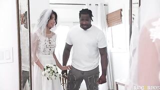 The bride chose her groom by the size of his cock
