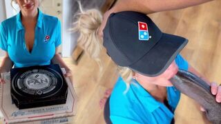The girl is very sexy, but she has no money to pay for her pizzas