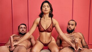 The guys have an intense experience at the same time, moaning in sync