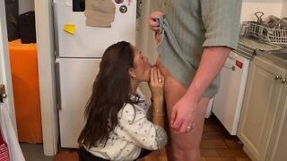 A man brought his wife to orgasm using a passionate method at home
