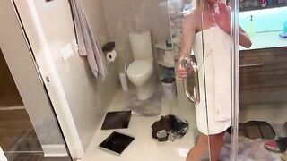 The girl shared cock with her hot stepmom in sauna