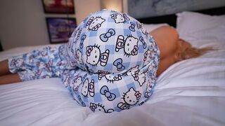 The stepson woke up with a hardened cock after a dream about his stepmom