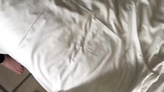 The nurse has a soft belly, I want to bite it