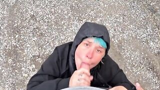 I’m dying to suck cock and can’t hold back anymore