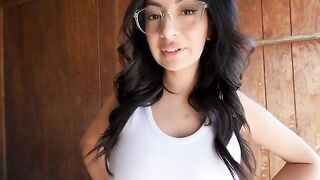 A thick Latina got fucked outdoors by a contractor in a steamy scene