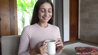 Hot brunette from SEX-DATER invited for tea, gets fucked in 4K. Best BJ ever!