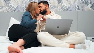 A perfect girl gets fucked on the first date by a young guy